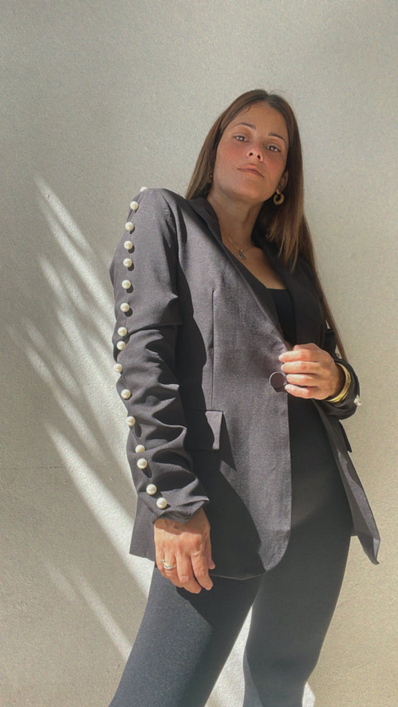 Business Pearl Balzer