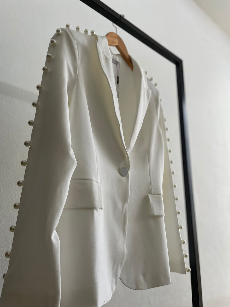 Business Pearl Balzer